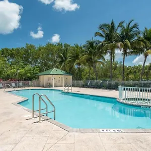 Sunrise Suites Grand Bahama #106 Holiday home Key West